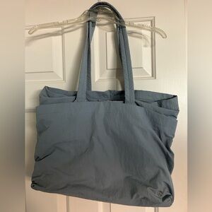 Lululemon On My Level Tote